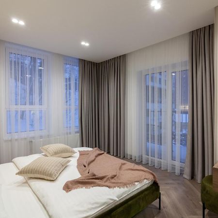 Apartment Shevchenko St.,New Building Lviv Buitenkant foto