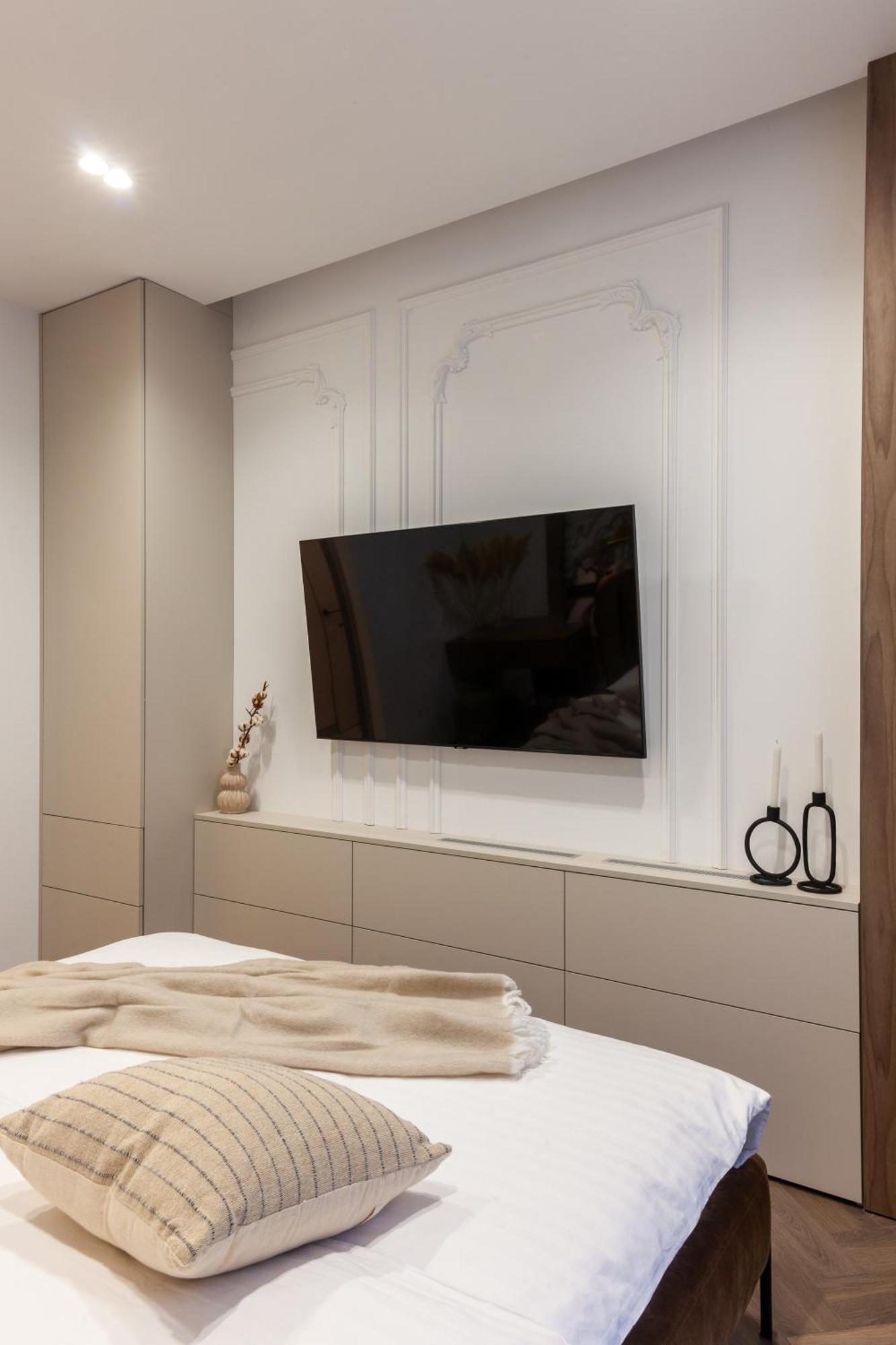 Apartment Shevchenko St.,New Building Lviv Buitenkant foto