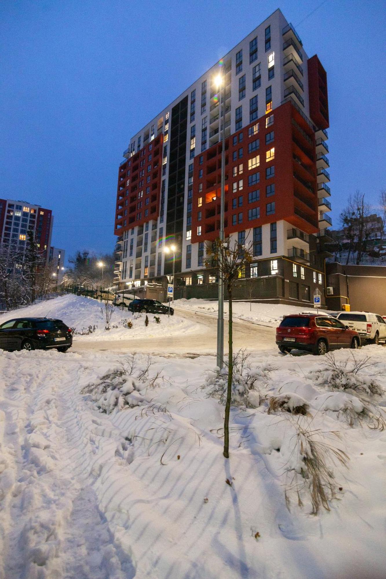 Apartment Shevchenko St.,New Building Lviv Buitenkant foto