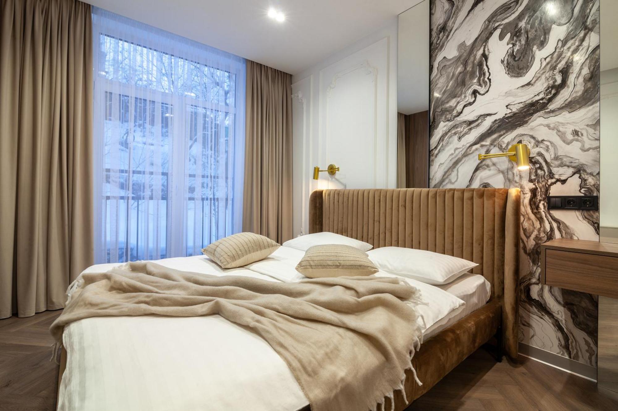 Apartment Shevchenko St.,New Building Lviv Buitenkant foto